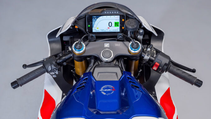 Honda CBR1000RR R SP 30th Anniversary 2022 trinh lang chayxe vn