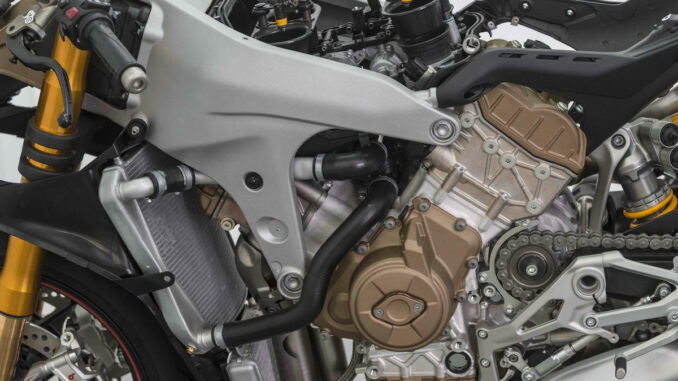 honda-cbr1000rr-fireblade-2022-leaks-frame-monocoque-chayxe-vn